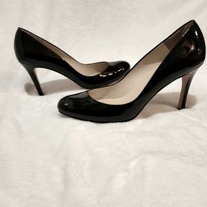 Ann Taylor Black Patent Leather Upper, Leather Sole, size 8.5 M